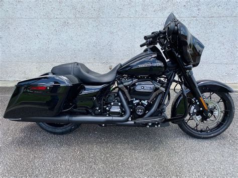 Harley davidson savannah - Come experience the thrill of riding a Harley-Davidson and let us help make your dream a reality at Savannah HD! Skip to main content. Visit Us Map 1 Fort Argyle Road Savannah, Georgia 31419. Call Us. Call Us 912.925.0005. 912.925.0005 Toll Free. ... Harley-Davidson® Insurance; Savannah H-D® Photos;